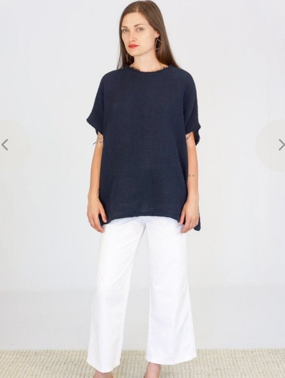 BLACK CRANE WAFFLED COTTON LINEN BOX TOP NAVY BLUE